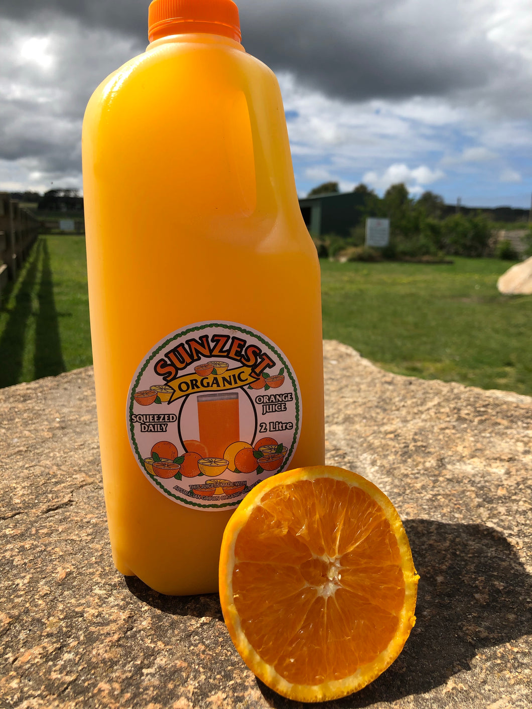 Sunzest Organic Orange Juice (2L)